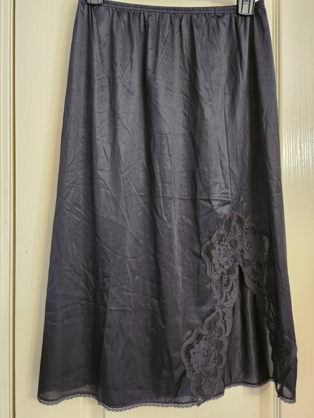 Vanity Fair Vintage Black Lace Trim Women's Half Slip Skirt